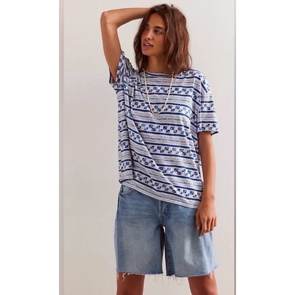 NEW Free People Nina Boxy Tee Small Boho Indie Artsy Minimal Boyfriend Relaxed‎